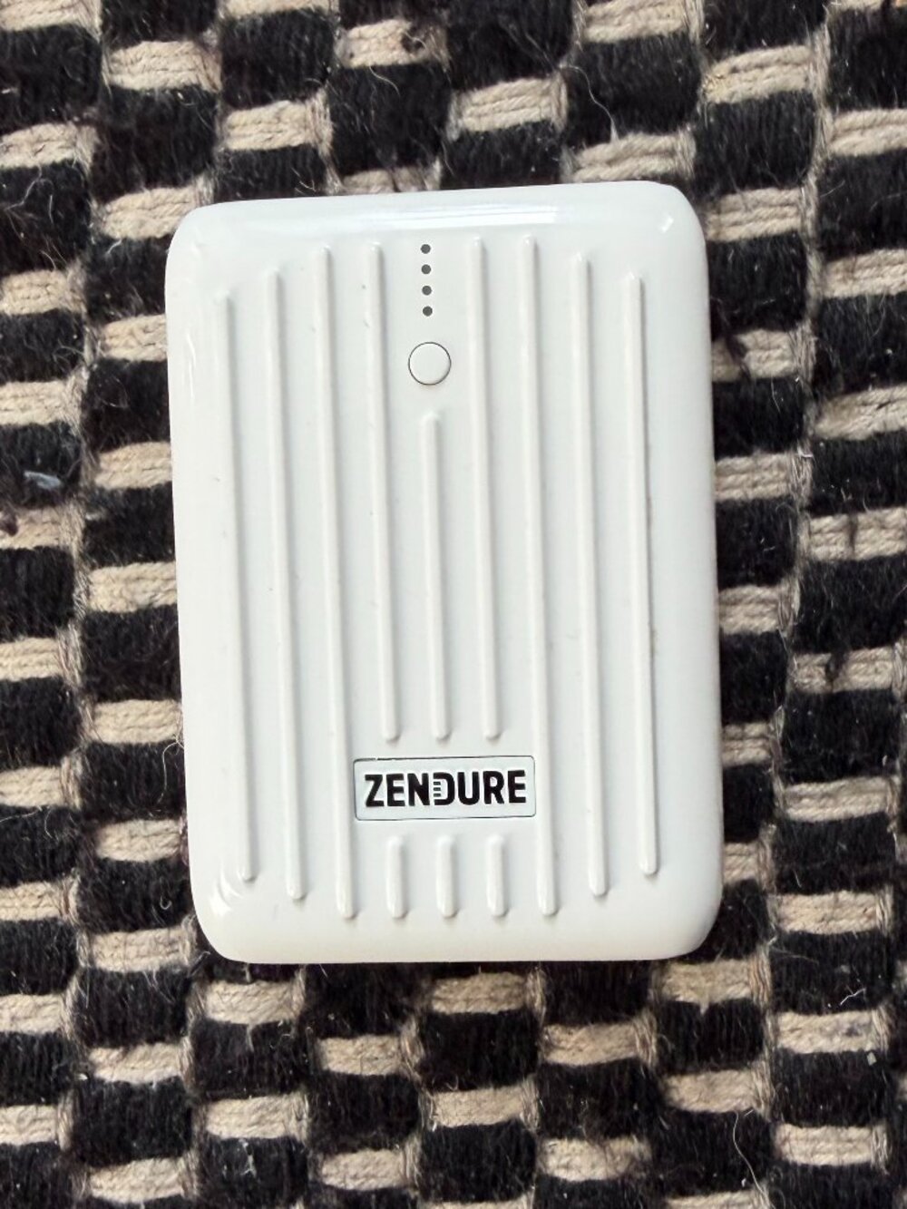 SuperMini 10,000mAh USB-C PD Portable Charger - White